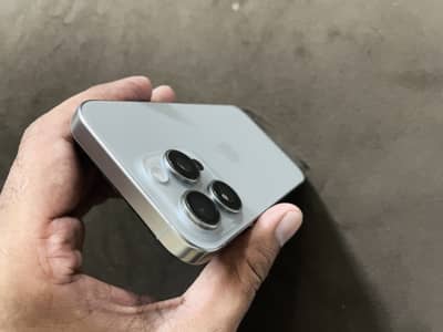Apple iPhone 16 Pro 128GB Natural Titanium | Non-PTA | Non-JV | 10/10