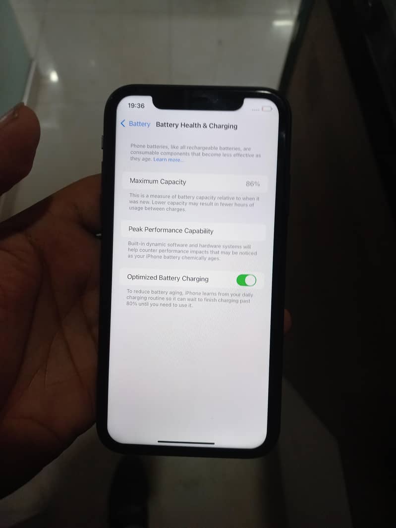 Apple iPhone 11 6