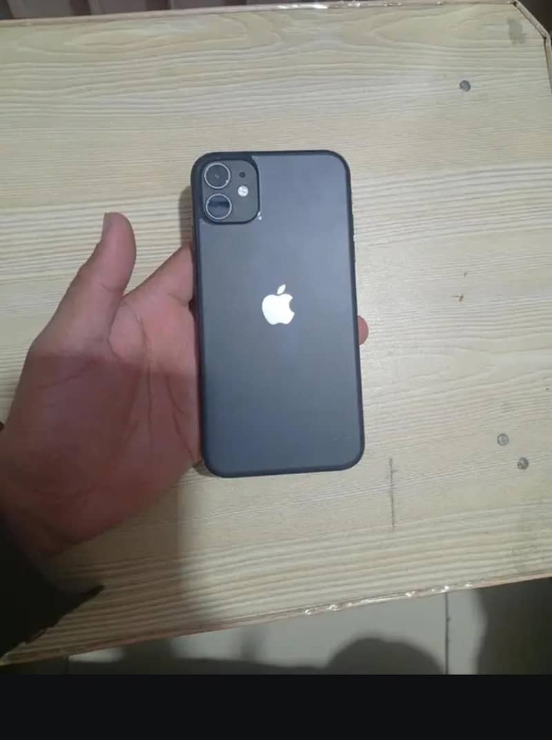 Apple iPhone 11 3