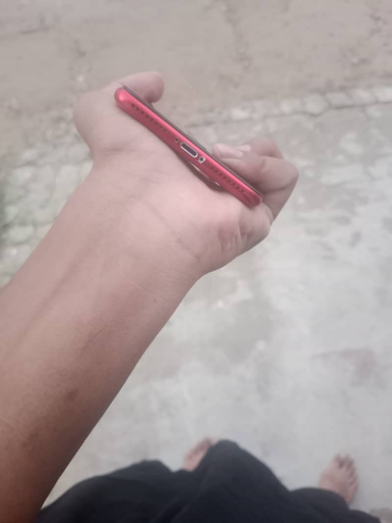 Apple iPhone 8 Plus 3