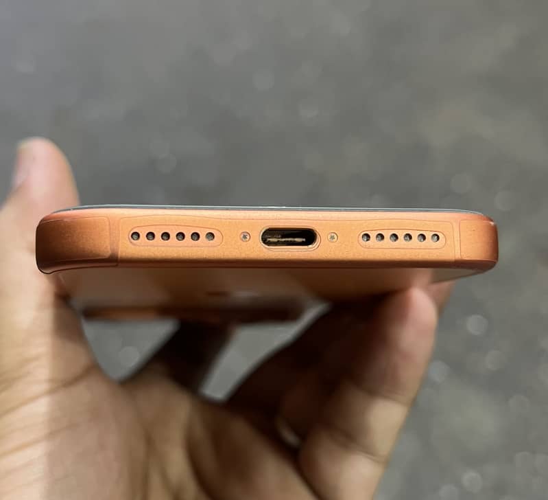 iPhone 17 Pro Max 3