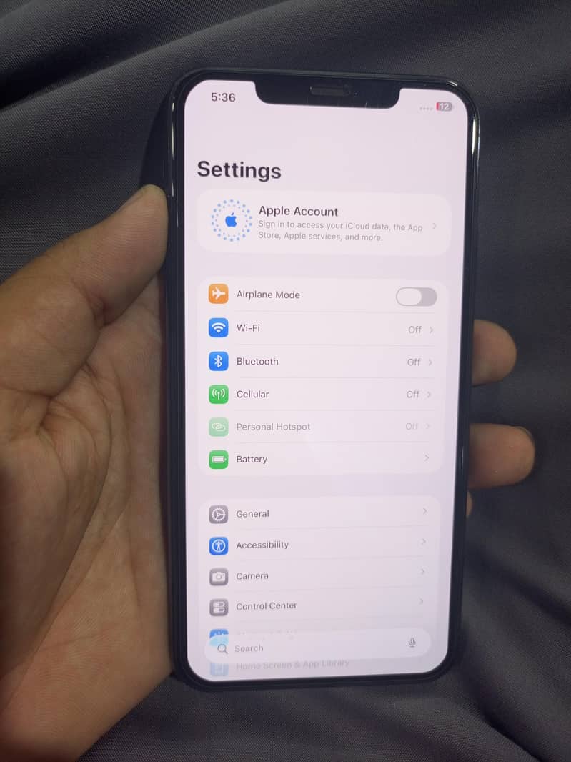 Apple iPhone 11 Pro Max 6