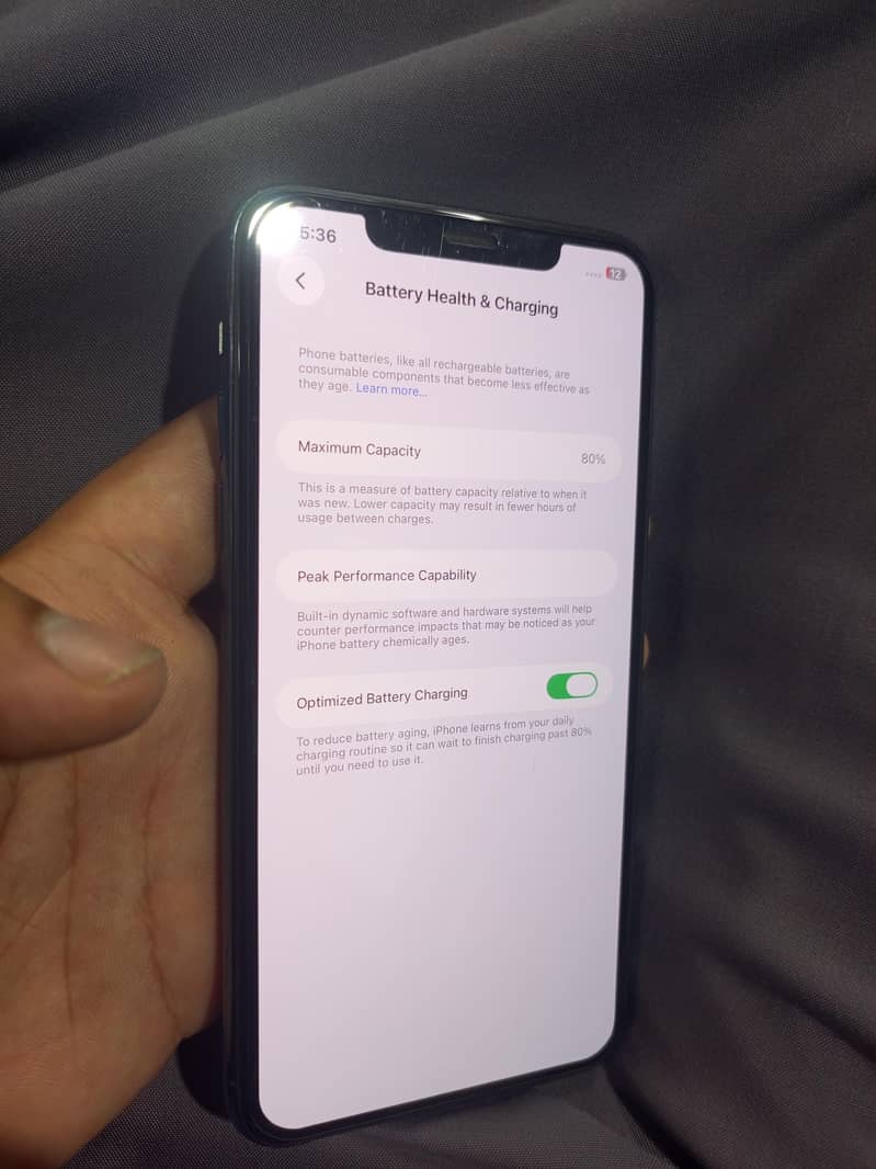 Apple iPhone 11 Pro Max 8