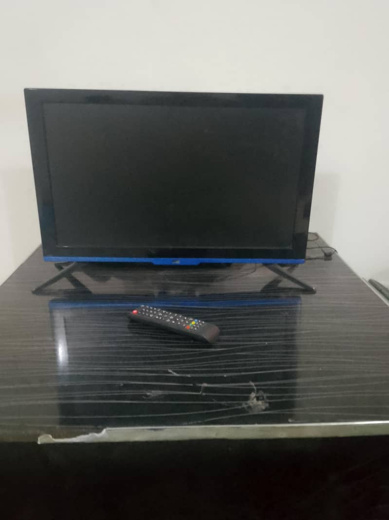 small smart tv 1