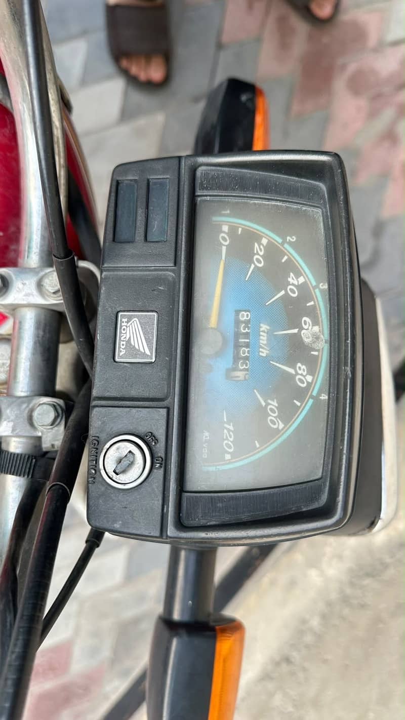 Honda CD70 2015 model 4