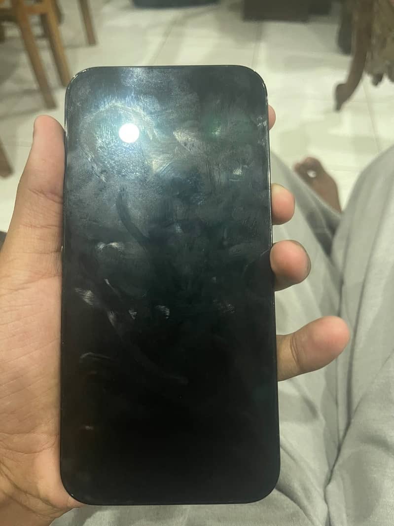 Apple iPhone 14 Pro Max 1