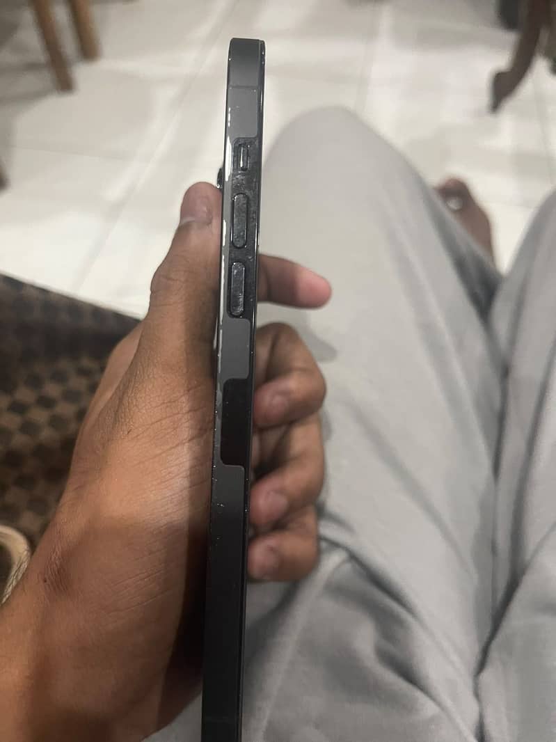 Apple iPhone 14 Pro Max 5