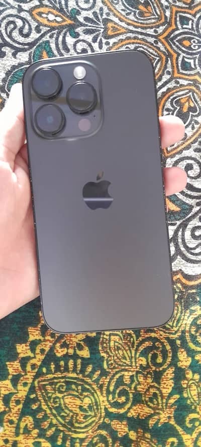 Apple iPhone 14 Pro parta available