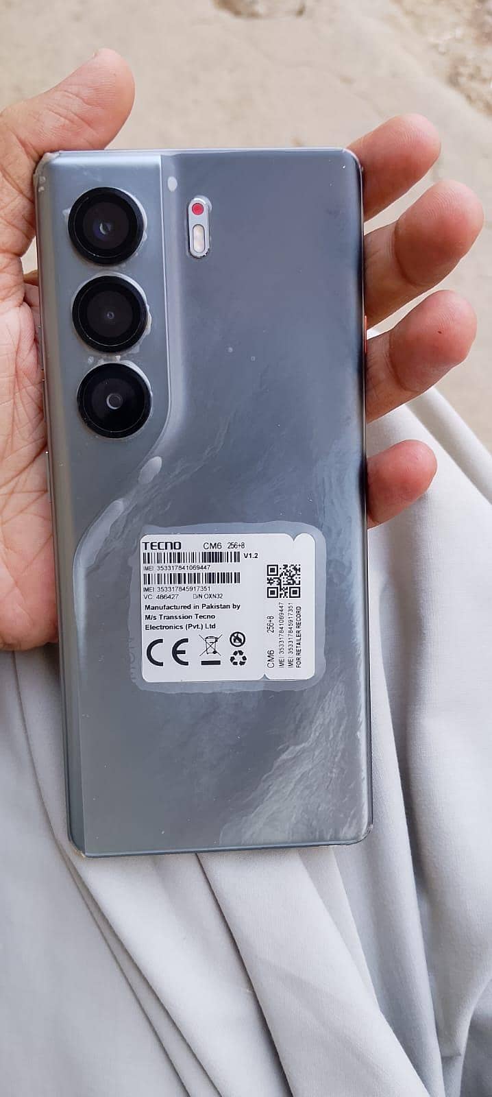 Tecno CAMON 40 Pro 1