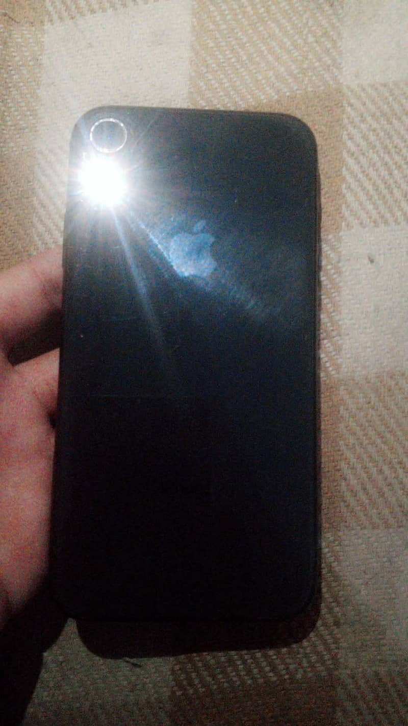 Apple iPhone XR 1