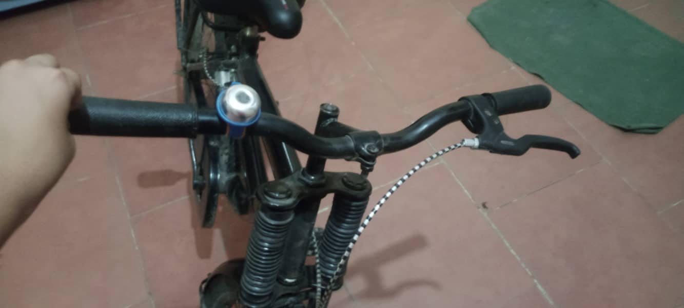 Black bicycle 1