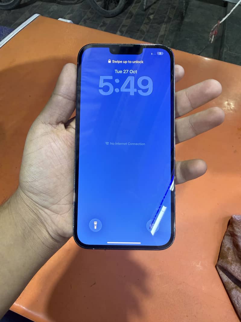 Apple iPhone 13 Pro Max 1