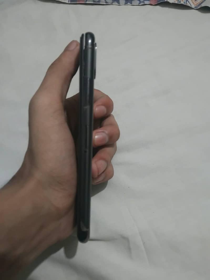 Apple iPhone X 2