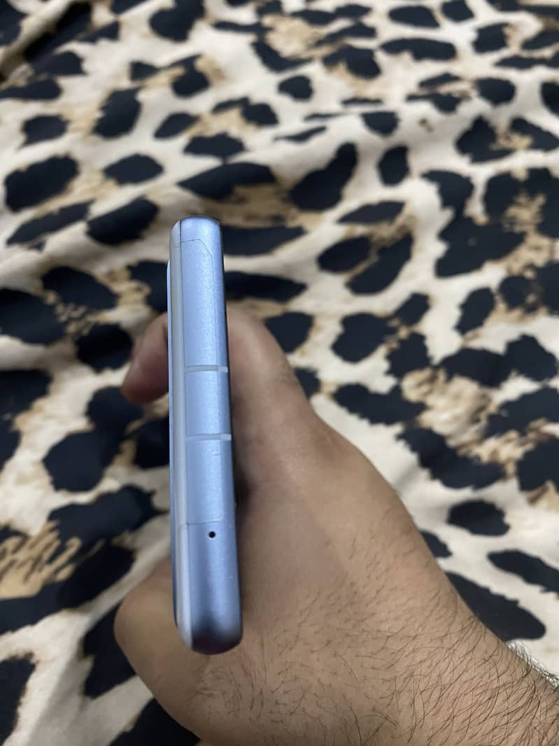 Google Pixel 7a 3
