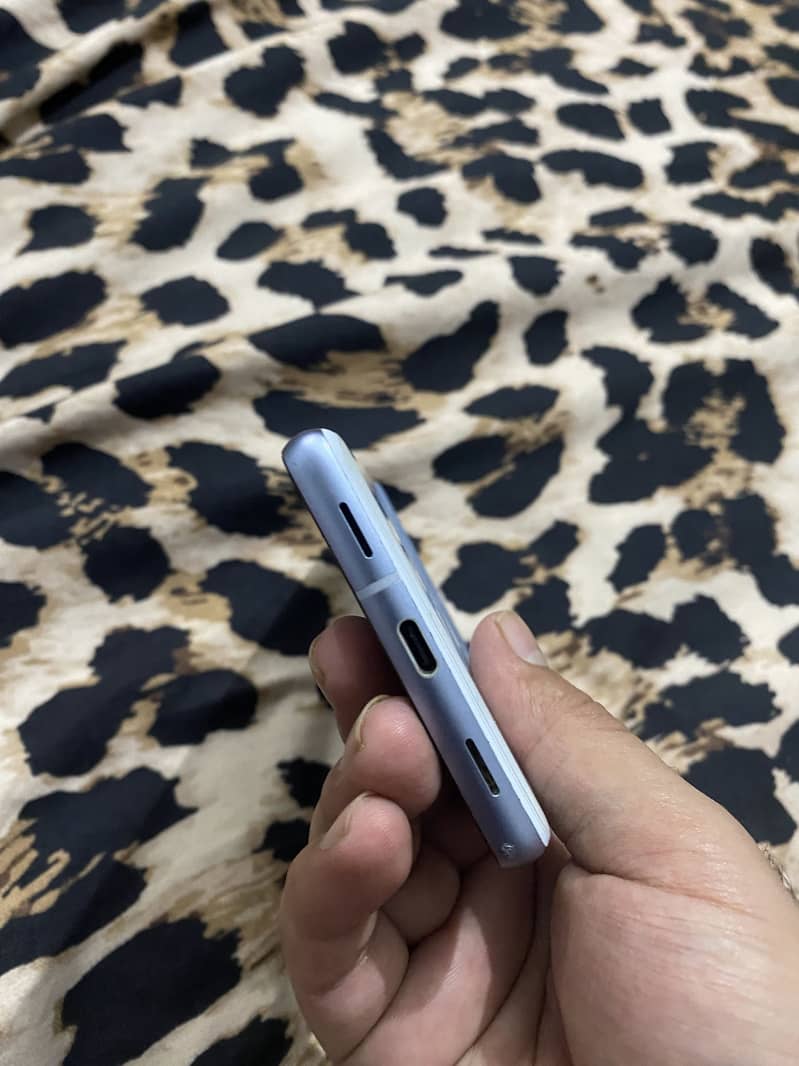 Google Pixel 7a 4