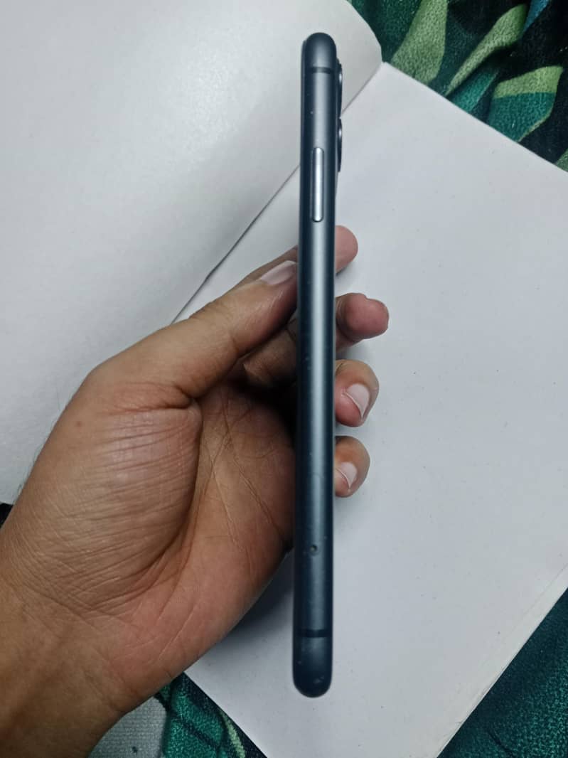 Apple iPhone 11 2