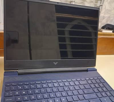 Hp victus 15 6Gb rtx 3050 i5-13420H