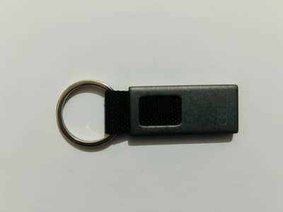 Audi orignal Metal & Leather Keychain / Key Ring (Brand New in Box)