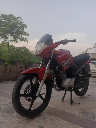 Yamaha YBR 2017 MODEL Urgent sale