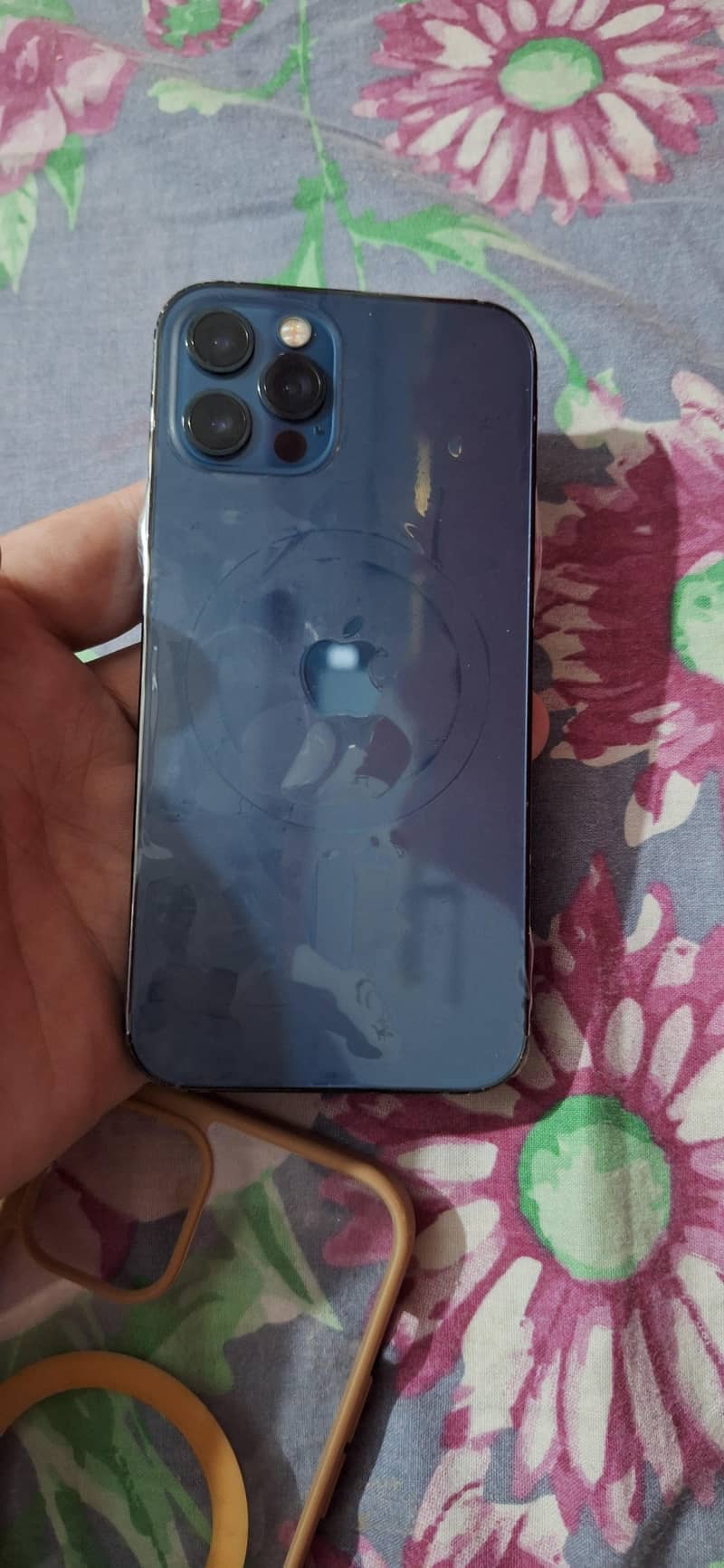 Apple iPhone 12 Pro 1