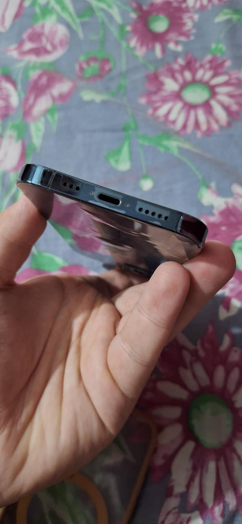 Apple iPhone 12 Pro 2