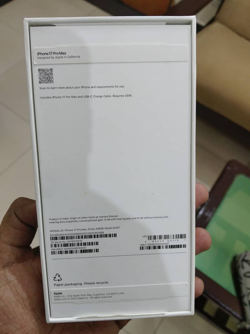 Apple iPhone 17 Pro Max 3