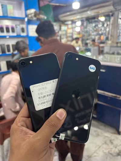 Apple iPhone SE