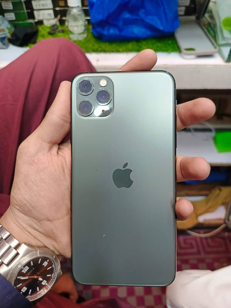 Apple iPhone 11 Pro Max 0