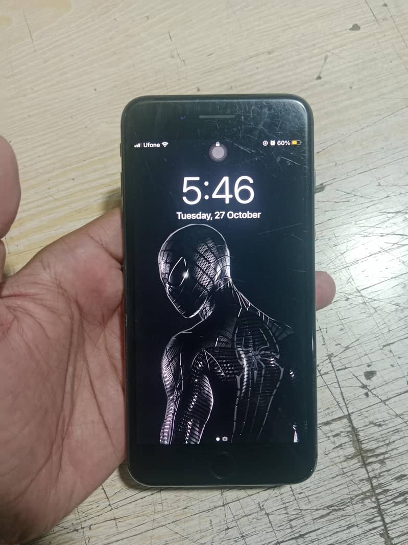Apple iPhone 7 Plus 128GB 1