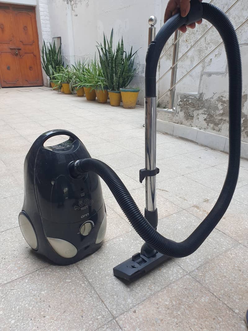 Vacuum machine 1