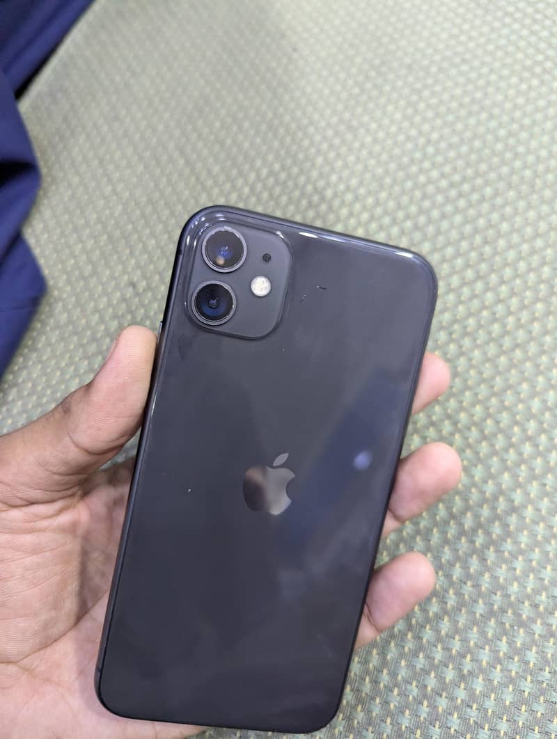 Apple iPhone 11 0