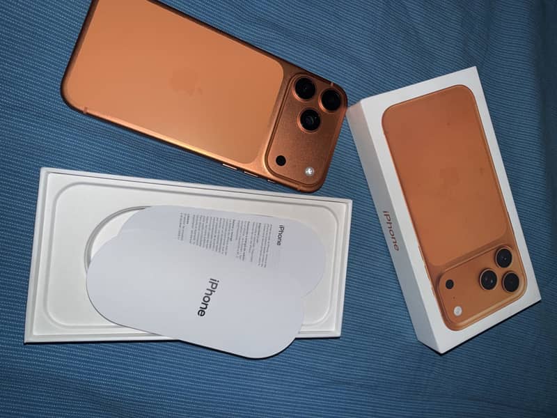 Apple iPhone 17 Pro Max 1