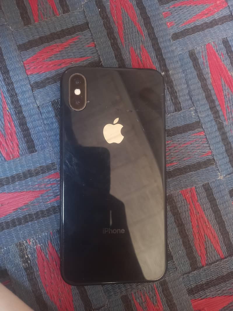 Apple iPhone XS 1