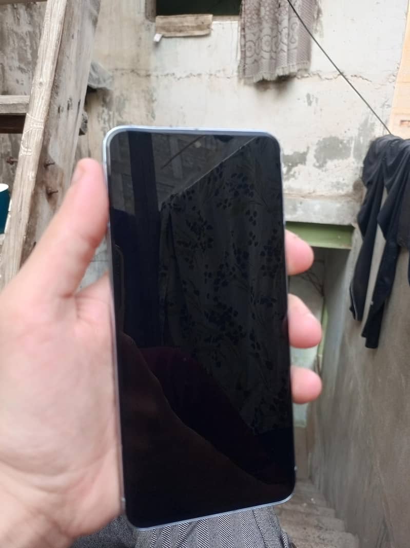 Google Pixel 8 Pro 1