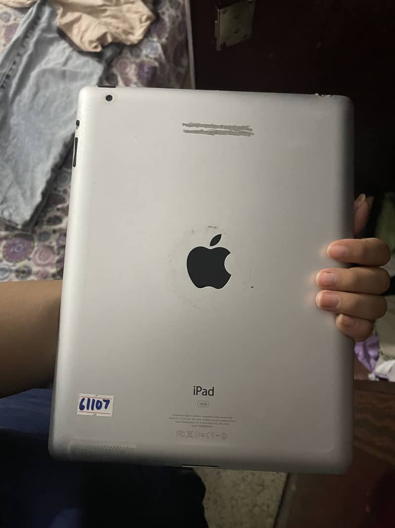 Apple ipad 2nd generation 1