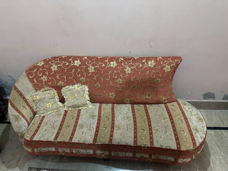Sofa Set 5 seater with table 2