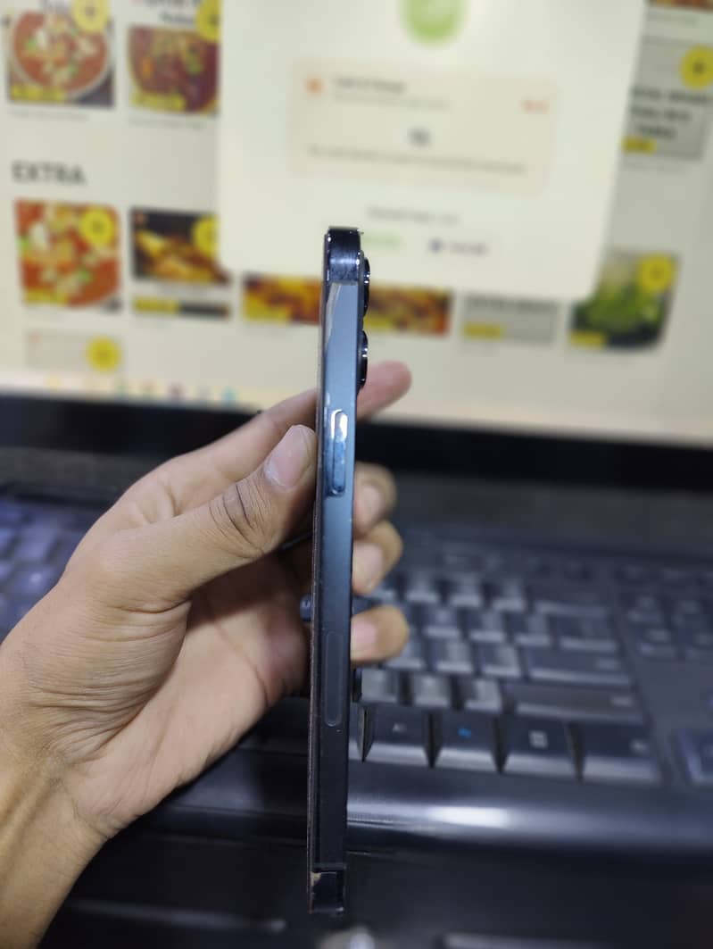 Apple iPhone 12 Pro Max 1