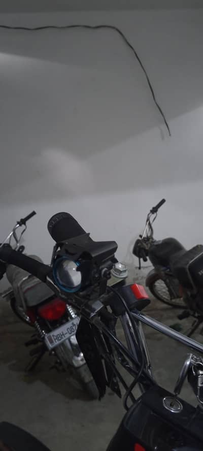 (3 in 1 )15 days used high pressure lights