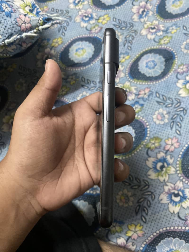 Google Pixel 8 1