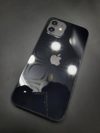 Apple iPhone 12 MDM