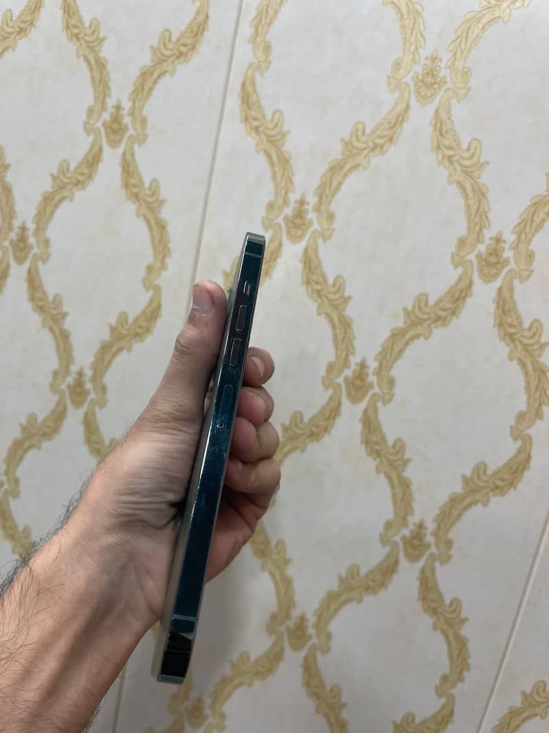 Iphone 13 pro max 6