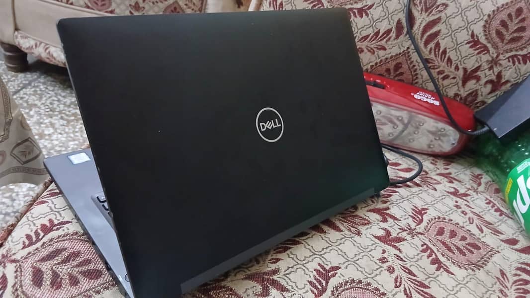 Laptop 8