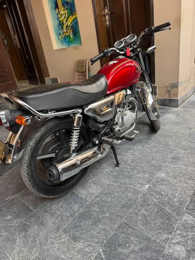 Honda cb150f Red 2025 Punjab registered for sale total genuine origina