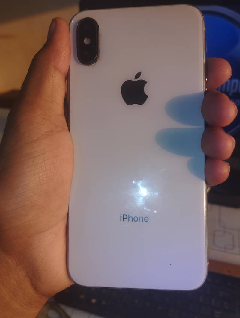 Apple iPhone X 19