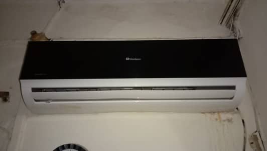 Dawlance AC for sale demand 130000 serious buyers contact at 03150059