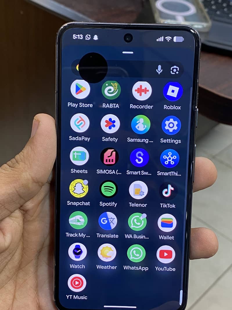 Google Pixel 8 3
