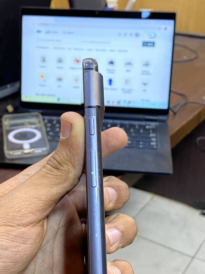 Google Pixel 8 6