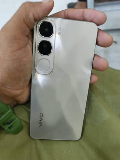 Vivo Y200 8/256 10/10 condition all ok