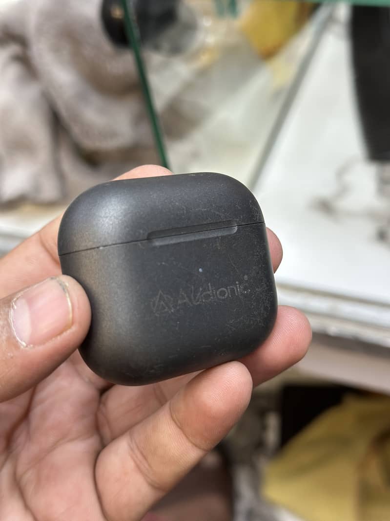 Audionic earbuds max 5 4