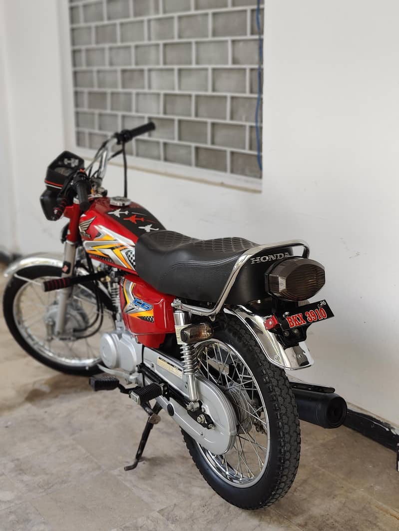 Honda 125 zero meter condition 6